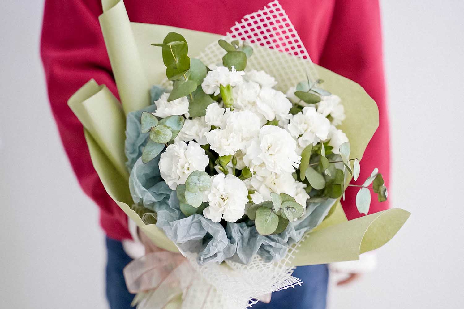 Snow White Carnation Bouquet