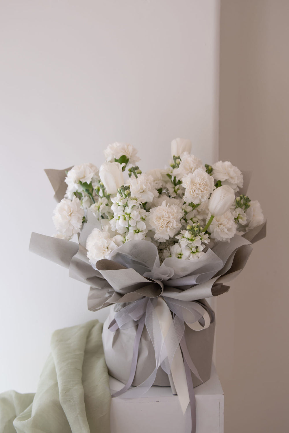 Dream White Rose main image 0