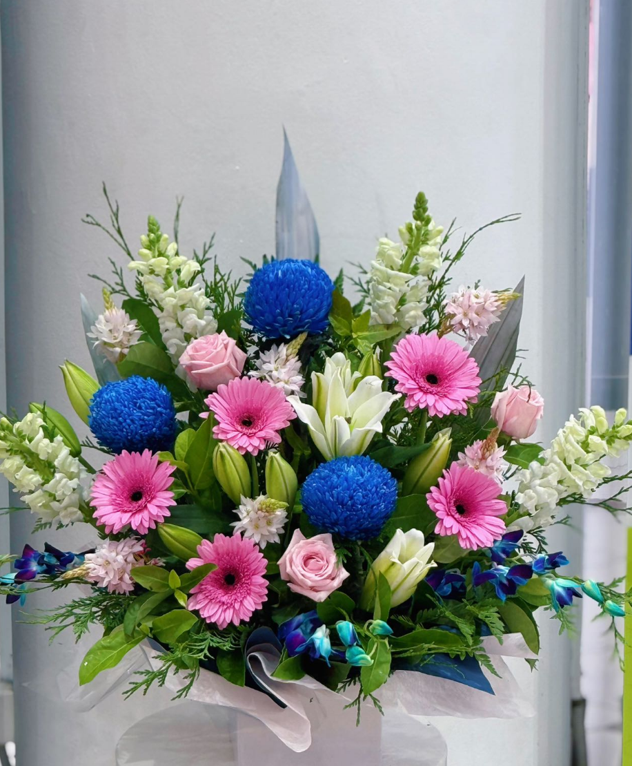 Blue Elegance Flower Box